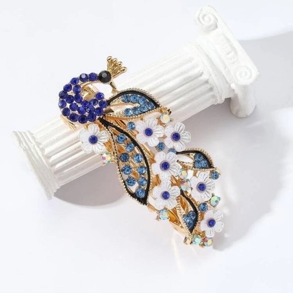 Peacock hairclip - Picture 1 of 2